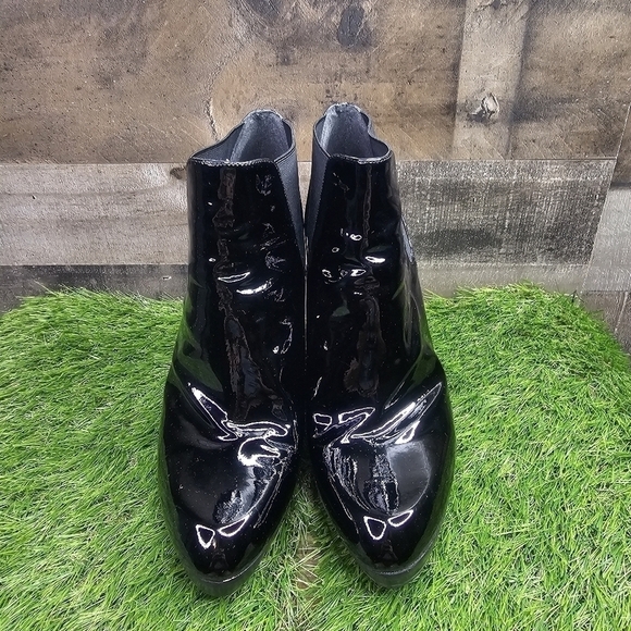 STUART WEITZMAN Patent Leather Chelsea Boots size 9.5 - Picture 7 of 11